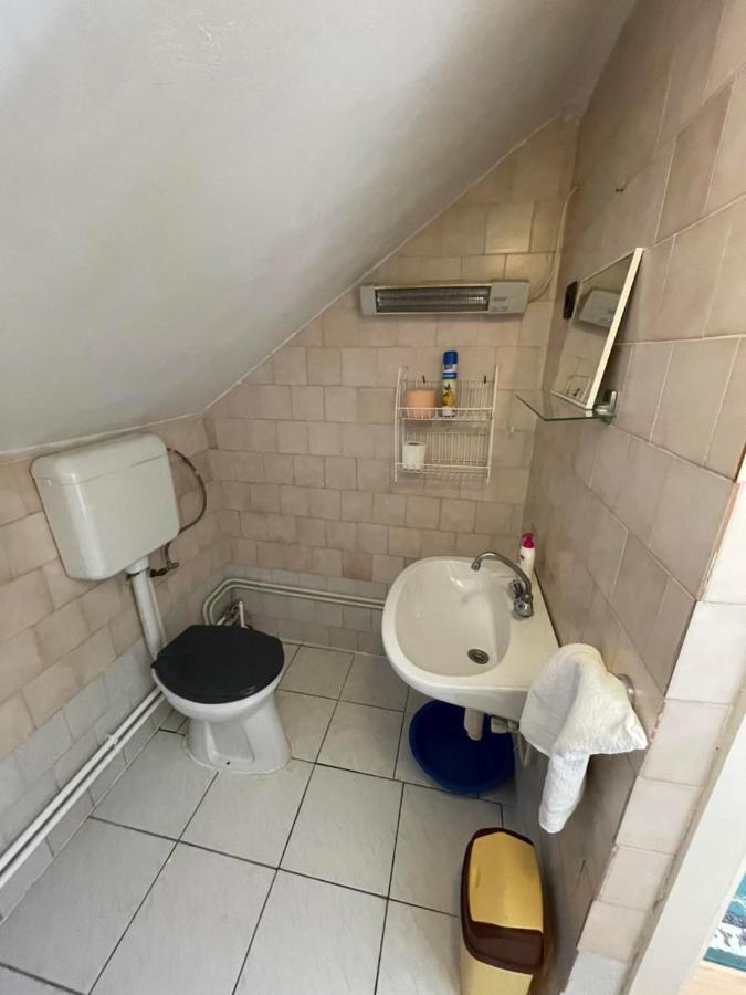 Horvath Vendeghaz Hotel Monosbel Екстериор снимка